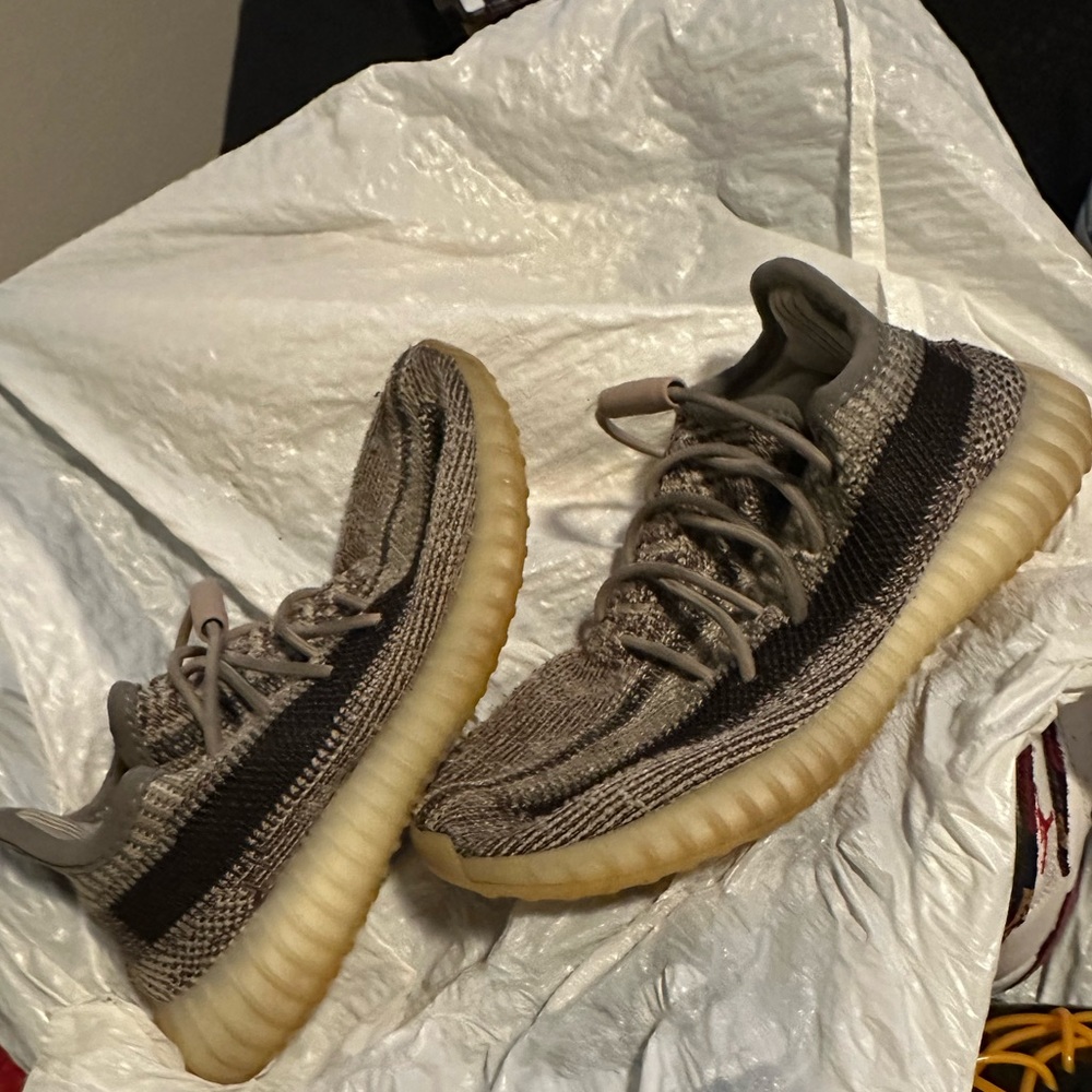 Kids Yeezy sz 10K 10t 10c